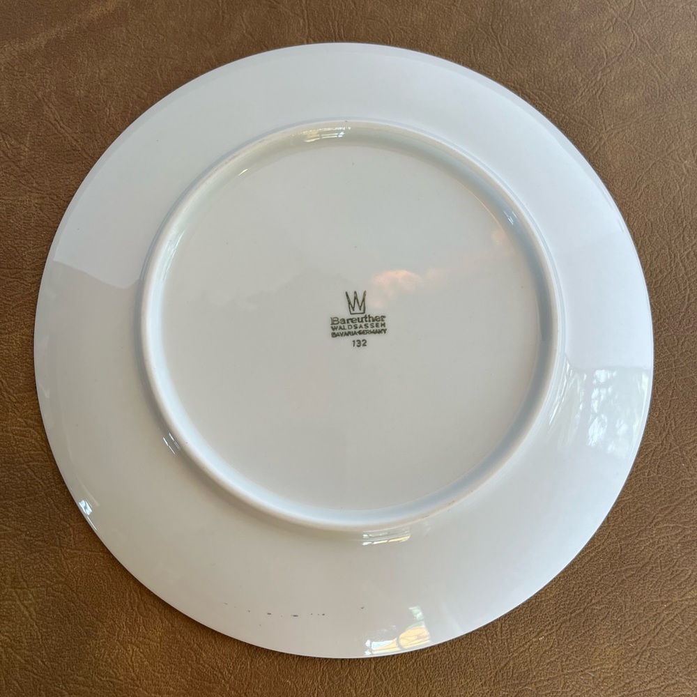 Vintage Set of Six Bareuther Waldsassen Porcelain Plates Featuring Birds - Picture 8 of 10